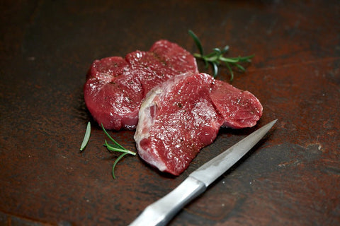 Lammsteak aus der Keule, Steaks, Metzgerei Klein