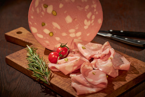 Mortadella original Bologna, Wurstaufschnitt, Metzgerei Klein
